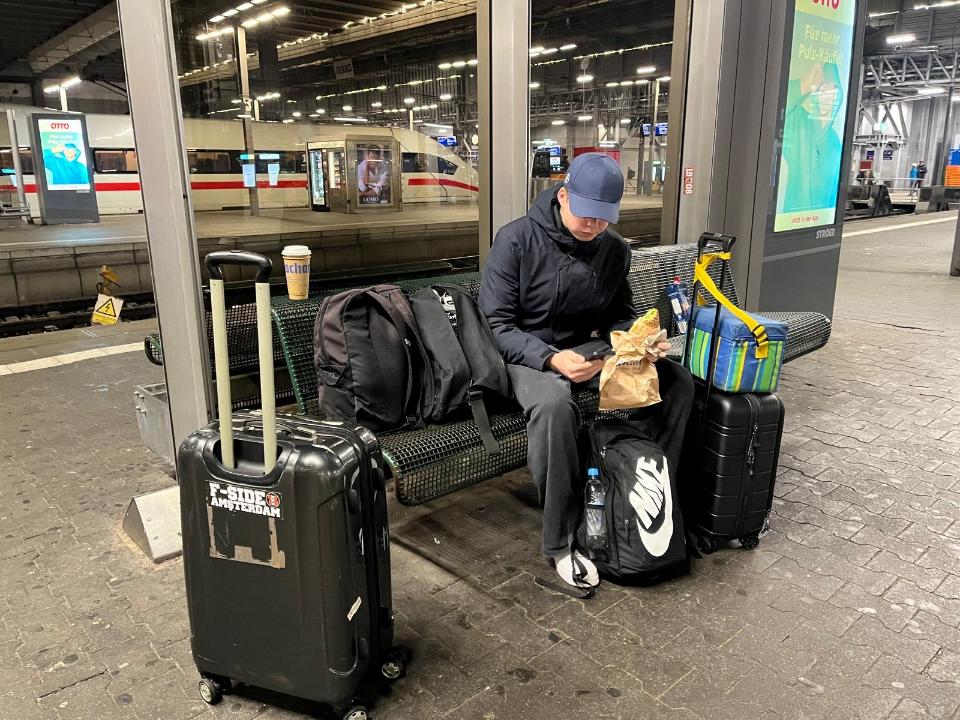 c8aede48-c970-4b1e-a5e2-dbb62996e1da